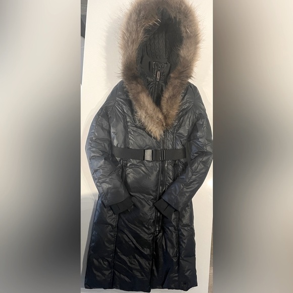 RUDSAK MAXI DOWN COAT WITH LEATHER DETAILS & FUR - Picture 3 of 13